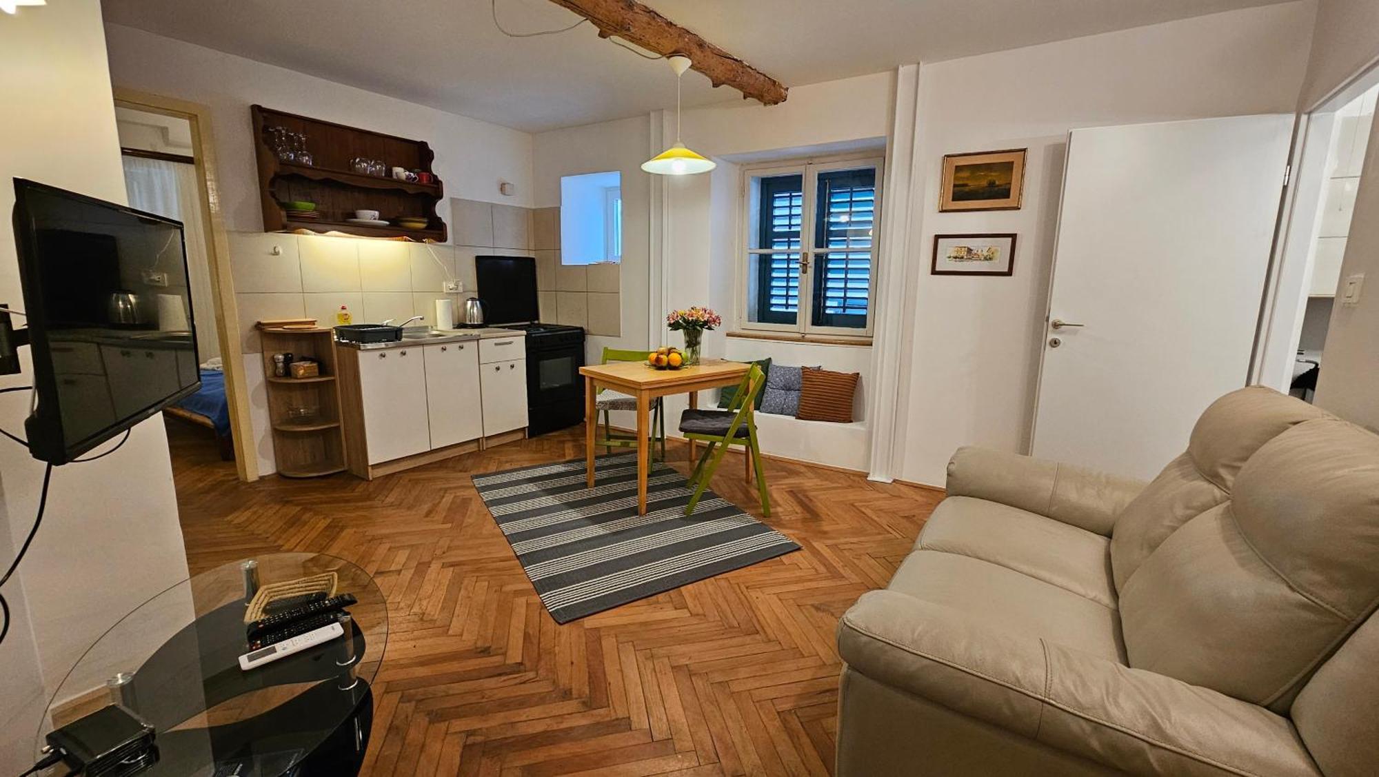 Eufrasiana Apartments Porec Esterno foto